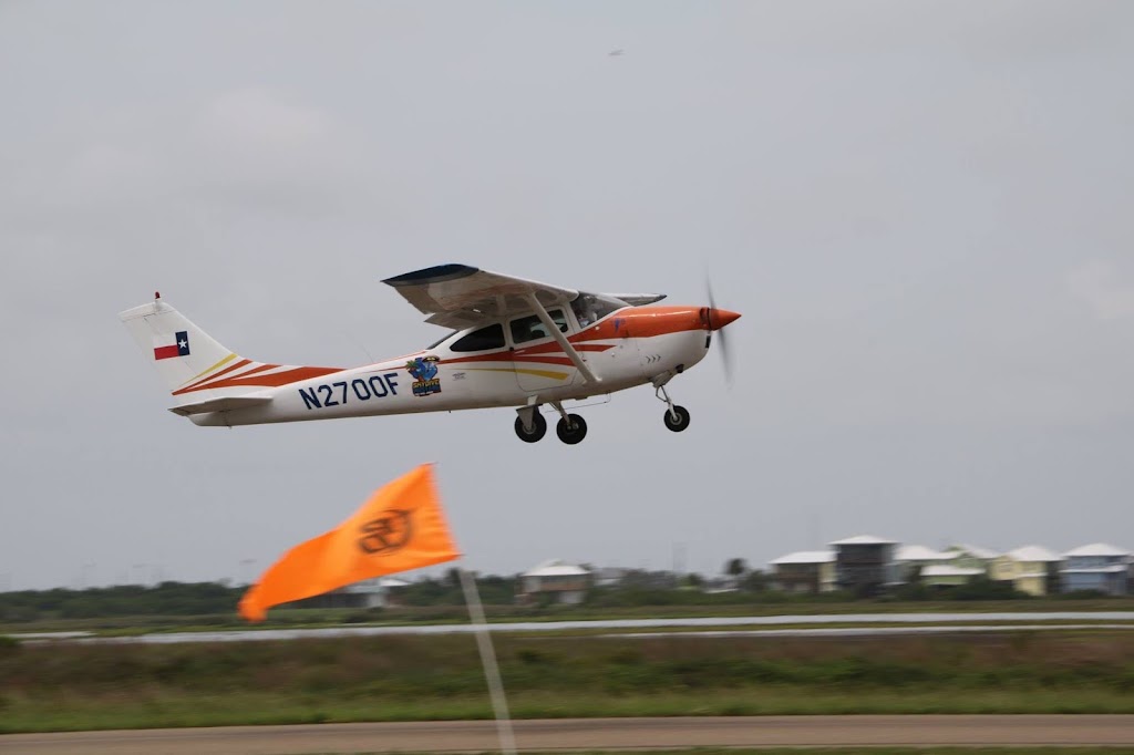 Skydive South Texas/ Mustang Island Skydiving | 139 Piper Blvd, Port Aransas, TX 78373, USA | Phone: (361) 945-5867