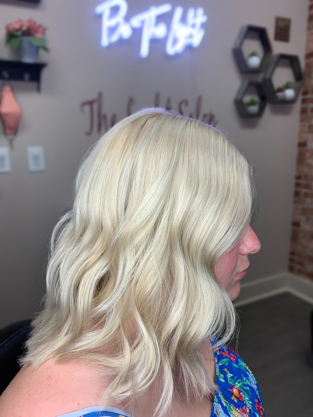 The Light Salon | 102 Hidden Pastures Dr Suite K, Cramerton, NC 28032, USA | Phone: (704) 890-1486