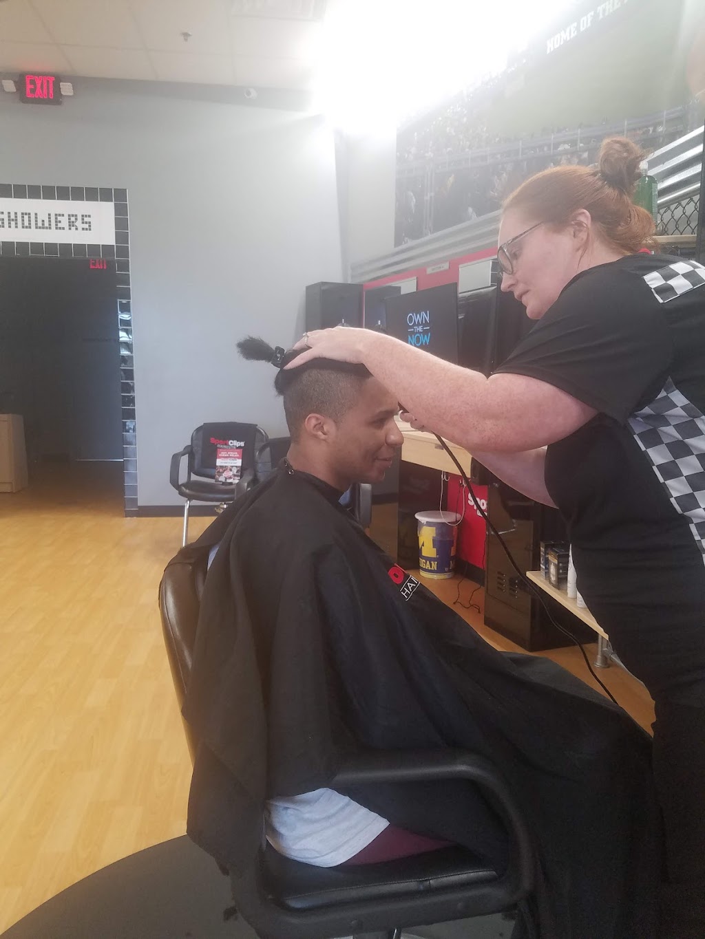 Sport Clips Haircuts of Canton | 41811 Ford Rd, Canton, MI 48187, USA | Phone: (734) 386-0051