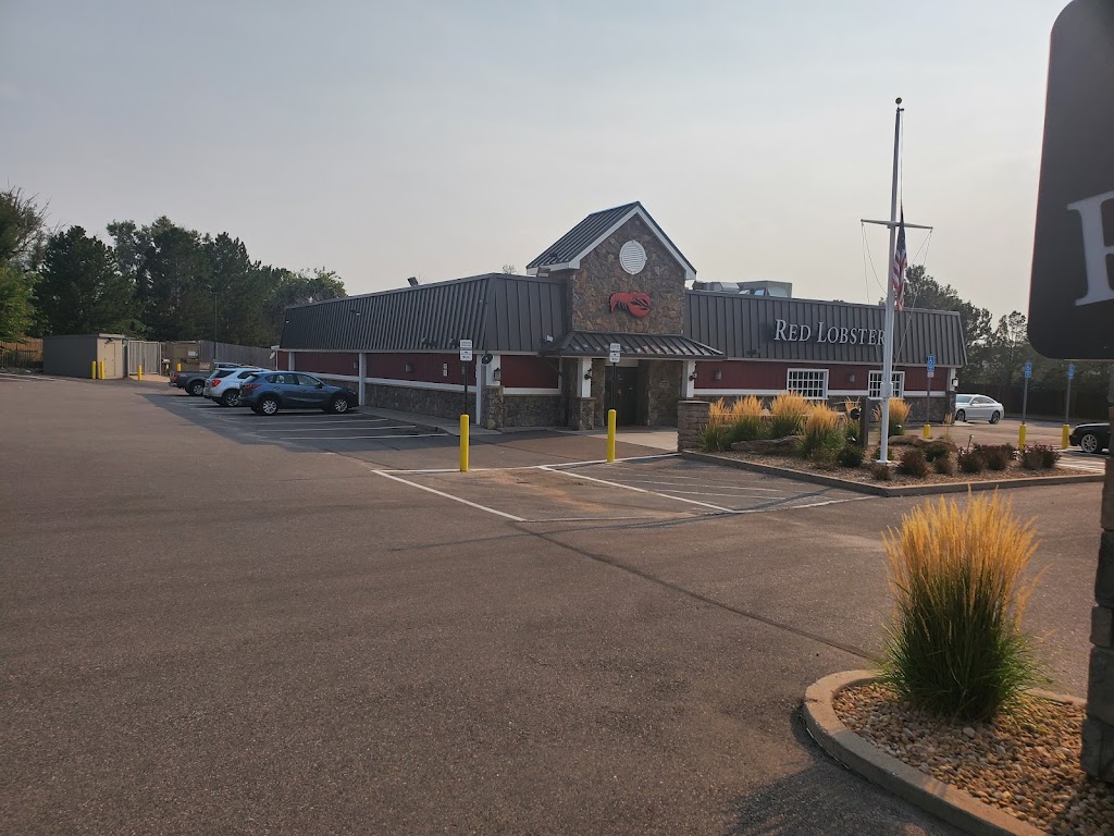 Red Lobster | 10854 E Alameda Ave, Aurora, CO 80012, USA | Phone: (303) 343-6161