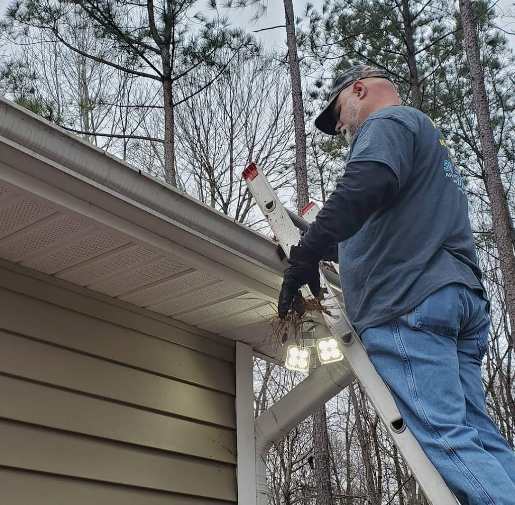 A+ Roofing/Gutter Cleaning & More | 500 Vine Ct, Mebane, NC 27302, USA | Phone: (336) 269-9252