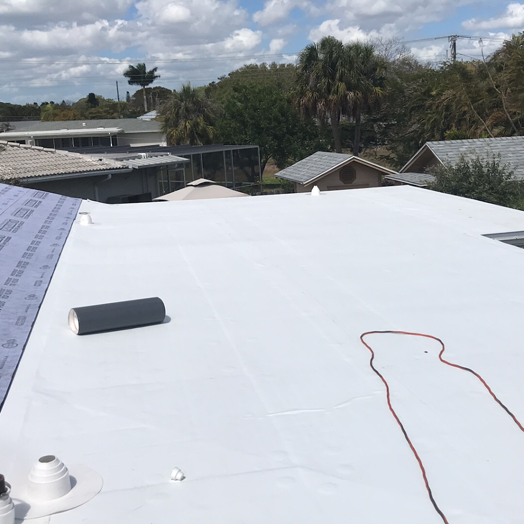 Roofs For Life Inc | 5711 New Paris Way, Ellenton, FL 34222 | Phone: (941) 212-3026