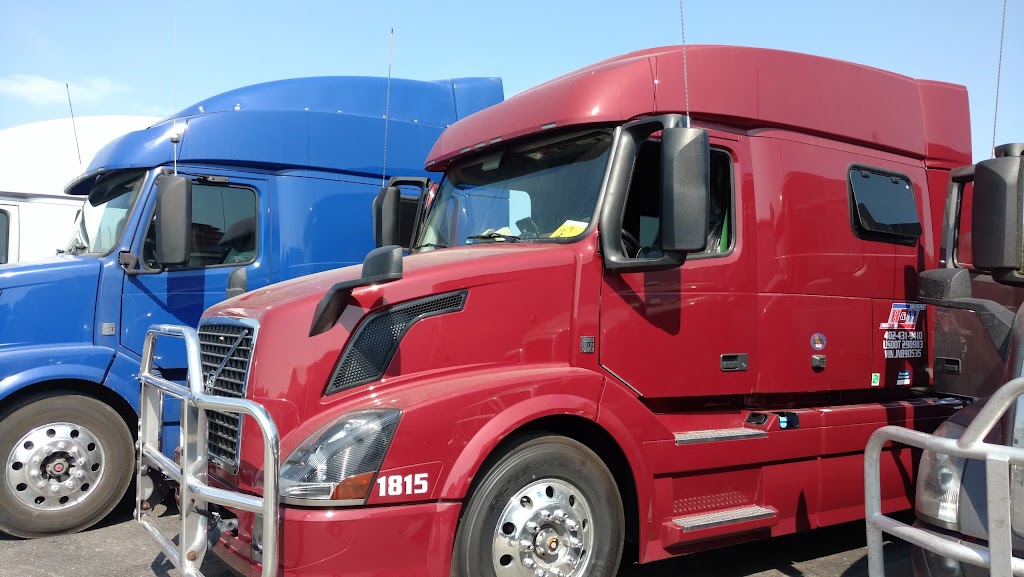 H & M Trucking | 2522 Edward Babe Gomez Ave, Omaha, NE 68107, USA | Phone: (402) 431-9410