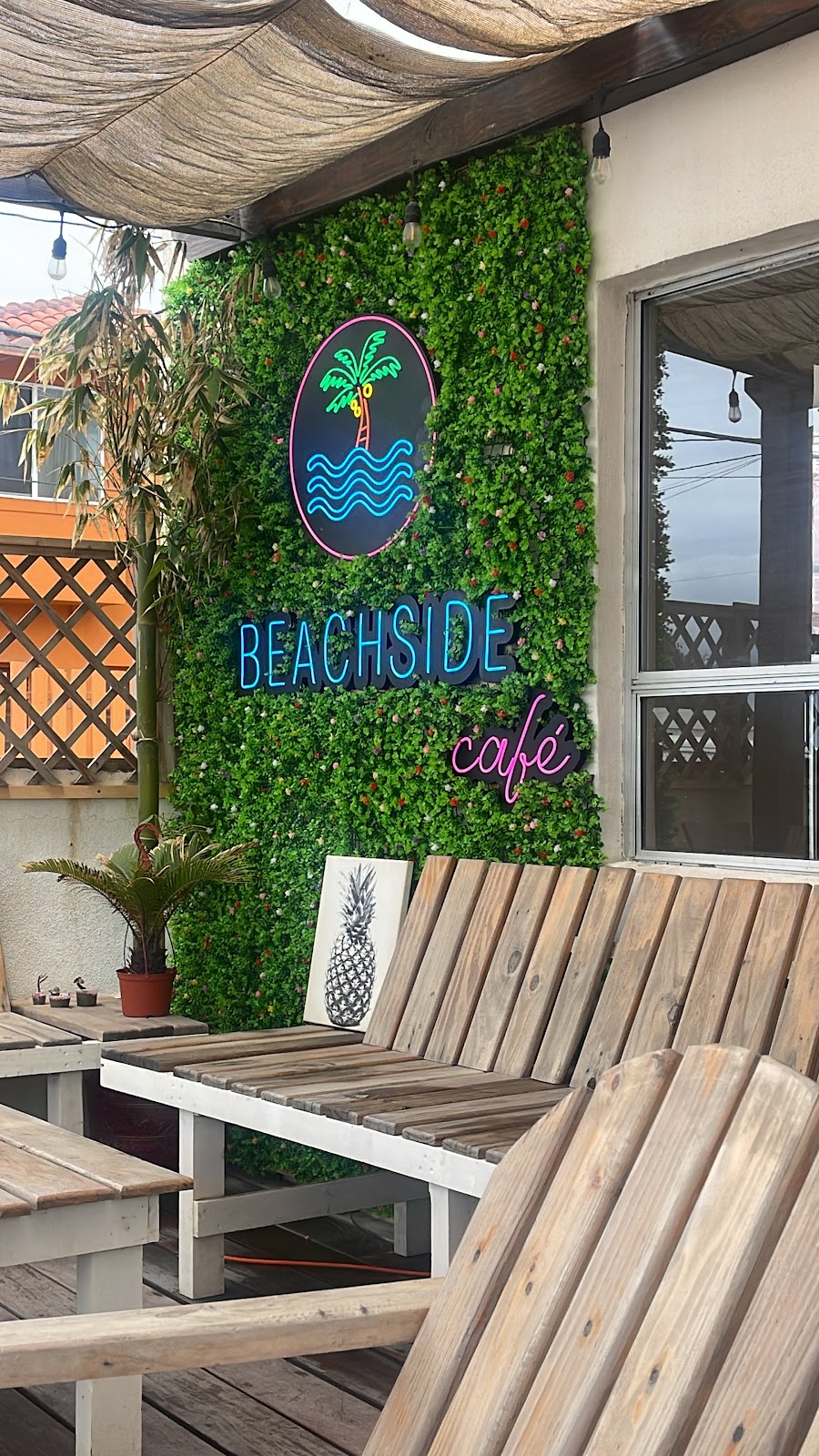 Beachside Apartments and Cafe | Baja California 7, Playa Del Rosarito, 22703 Rosarito, B.C., Mexico | Phone: 646 119 9185