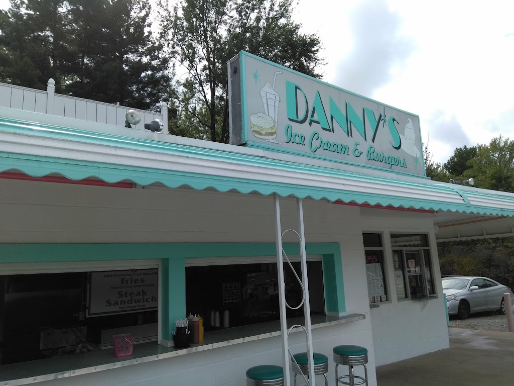 Danny’s Ice Cream & Burgers | 1206 E Aurora Rd, Macedonia, OH 44056, USA | Phone: (330) 467-1004