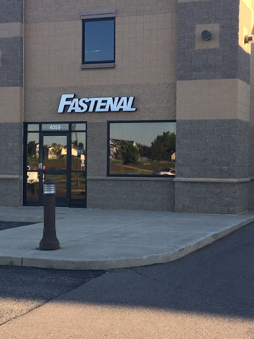 Fastenal Fulfillment Center | 210 Dundas Rd, Monticello, MN 55362, USA | Phone: (763) 295-8545