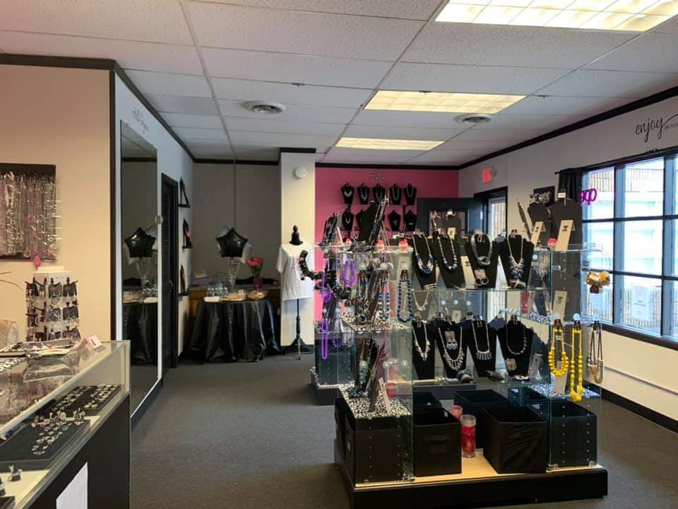 Beyond Pink Accessories | 218 Scotch Rd, Ewing Township, NJ 08628, USA | Phone: (609) 356-4516