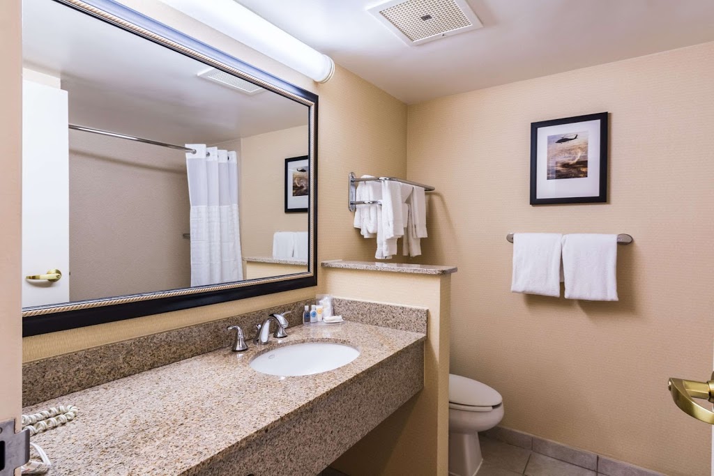 Comfort Inn At Joint Base Andrews | 7979 Malcolm Rd, Clinton, MD 20735, USA | Phone: (301) 856-5200