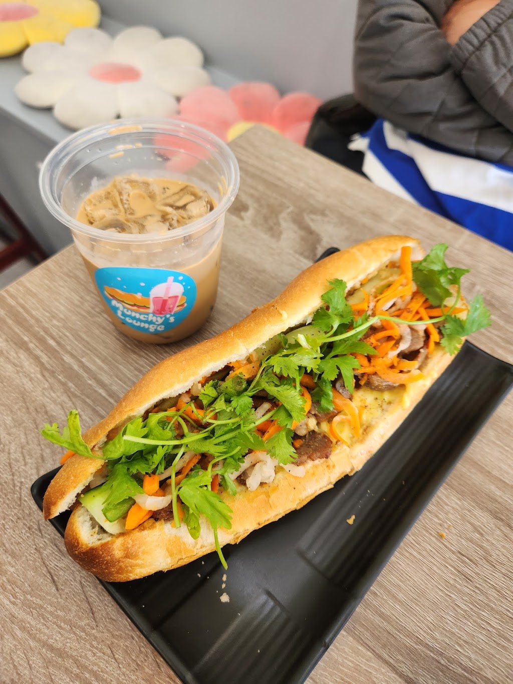 Munchys Lounge | 1536 Kirker Pass Rd Ste B, Clayton, CA 94517, USA | Phone: (925) 889-9778