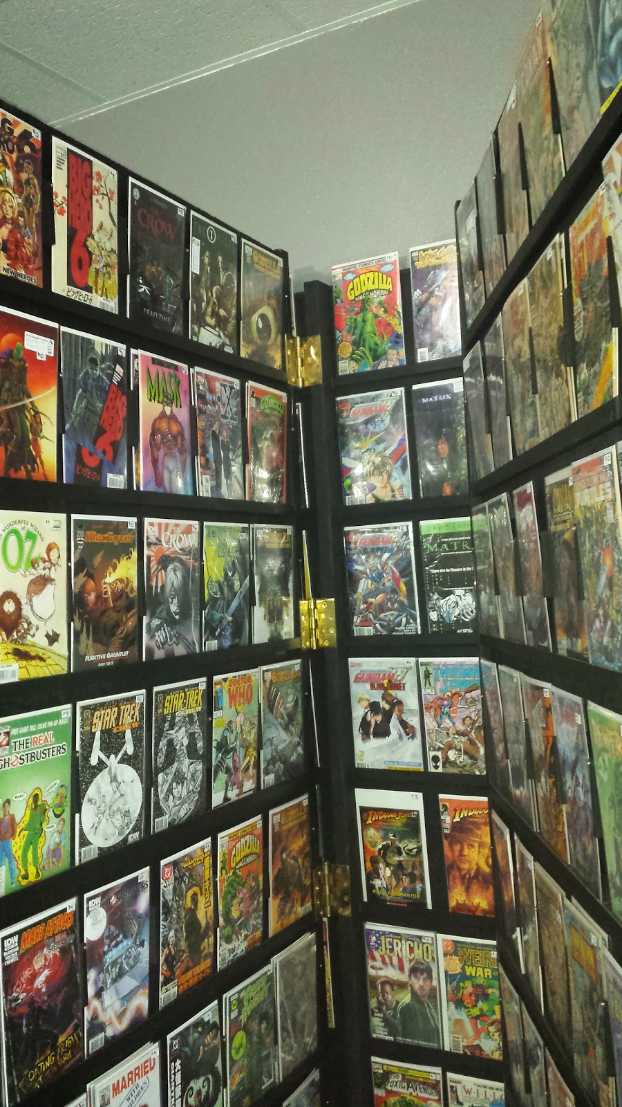 Dreadnought Comics | 2734 W Bell Rd #1346, Phoenix, AZ 85053, USA | Phone: (602) 293-3763