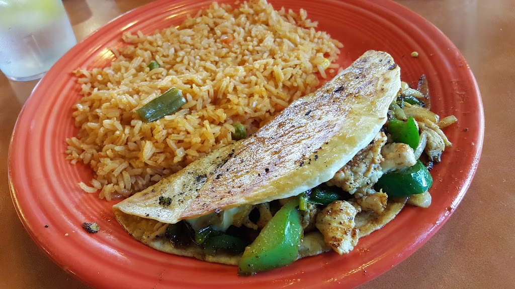 Las Cazueles Mexican Restaurant | 445 Avon Belden Rd, Avon Lake, OH 44012, USA | Phone: (440) 930-4910
