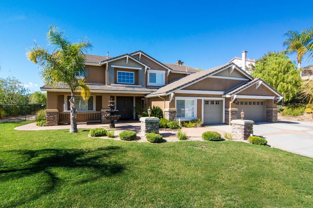 Cyndi Lesinski & Associates - Real Broker | 25101 The Old Rd, Santa Clarita, CA 91381, USA | Phone: (661) 510-5516