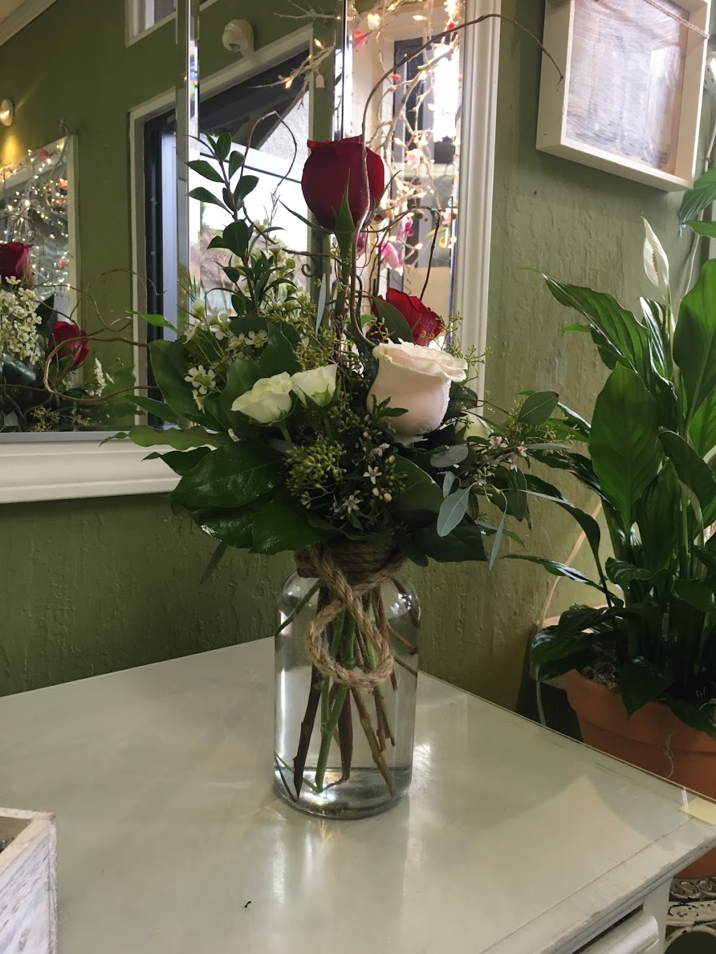 Alexandrias Flowers | 3037 Hopyard Rd Suite F, Pleasanton, CA 94566, USA | Phone: (925) 484-1149