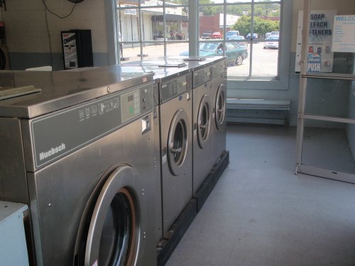 Graham Coin Laundry | 401 W Harden St, Graham, NC 27253, USA | Phone: (434) 793-2011