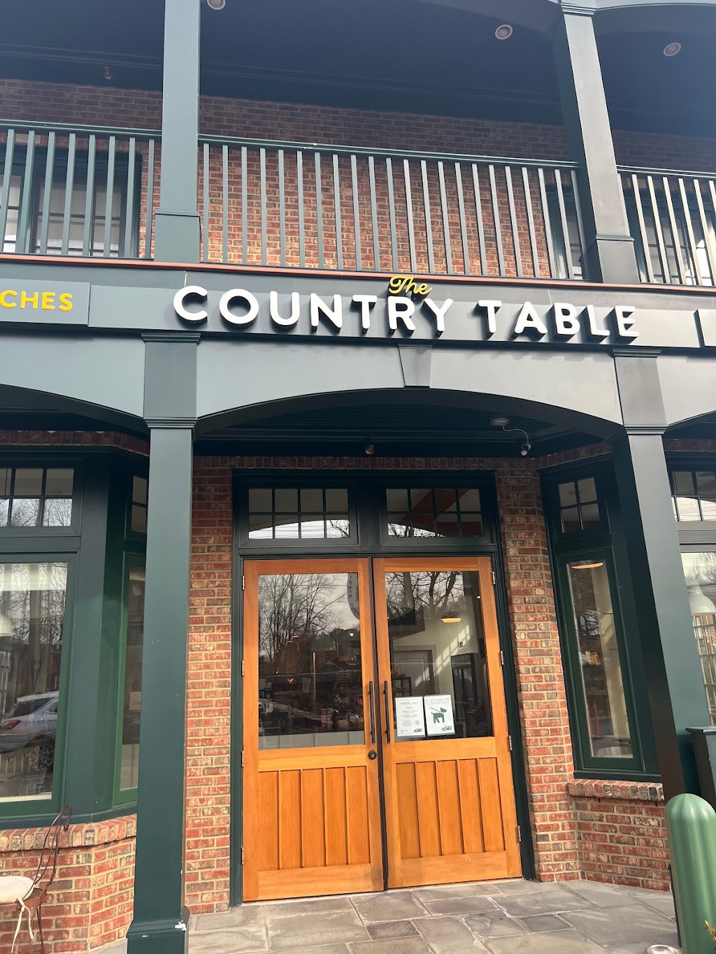 The Country Table | 1 Glenville St, Greenwich, CT 06831, USA | Phone: (203) 701-4340