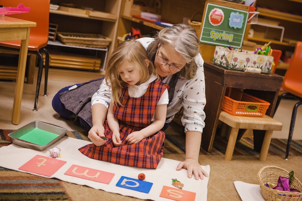 Montessori Episcopal School | 602 N Old Orchard Ln, Lewisville, TX 75077, USA | Phone: (972) 737-1291