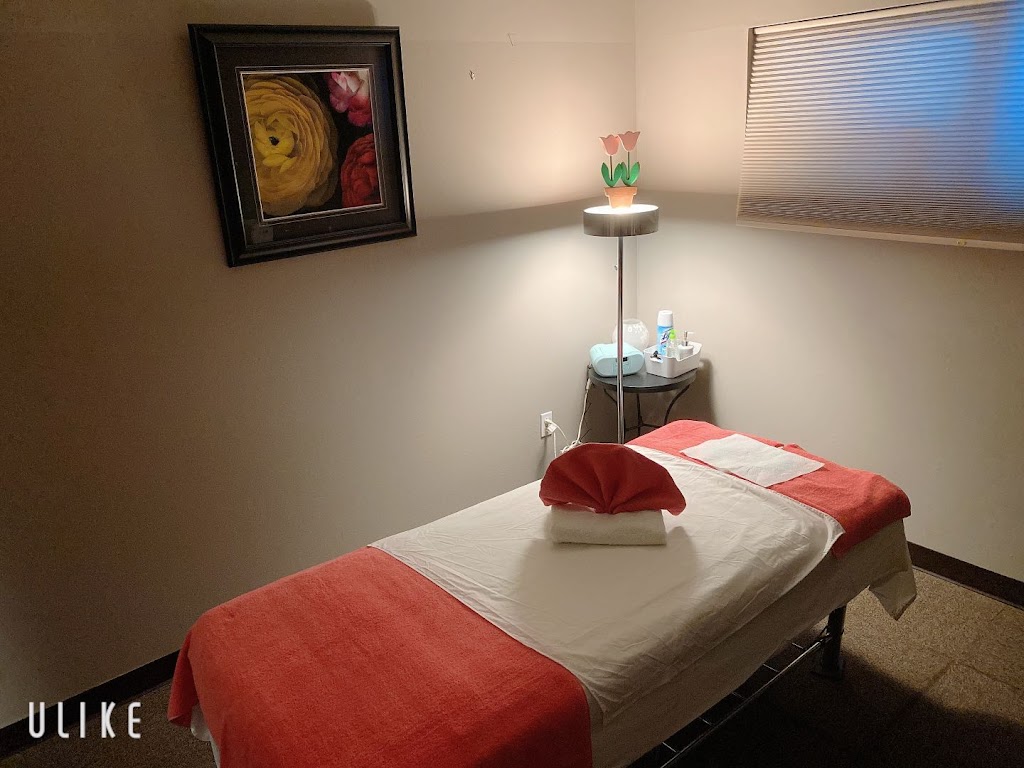Sunshine Massage | 201 S Division St, Auburn, WA 98001, USA | Phone: (253) 249-7881