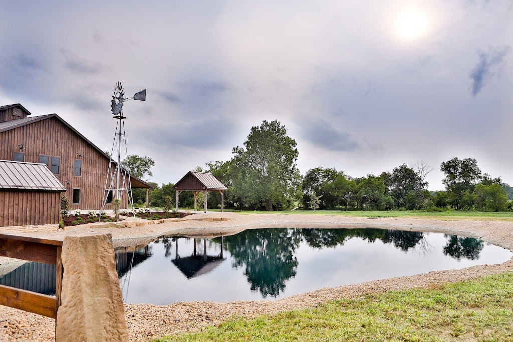 The Old Barns At Dry Run Farms | 20521 Pherson Pike, Williamsport, OH 43164, USA | Phone: (740) 202-9161