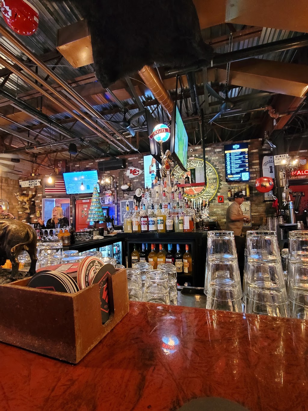 The Rooster Tavern | 14202 N Scottsdale Rd, Scottsdale, AZ 85254, USA | Phone: (480) 275-7421