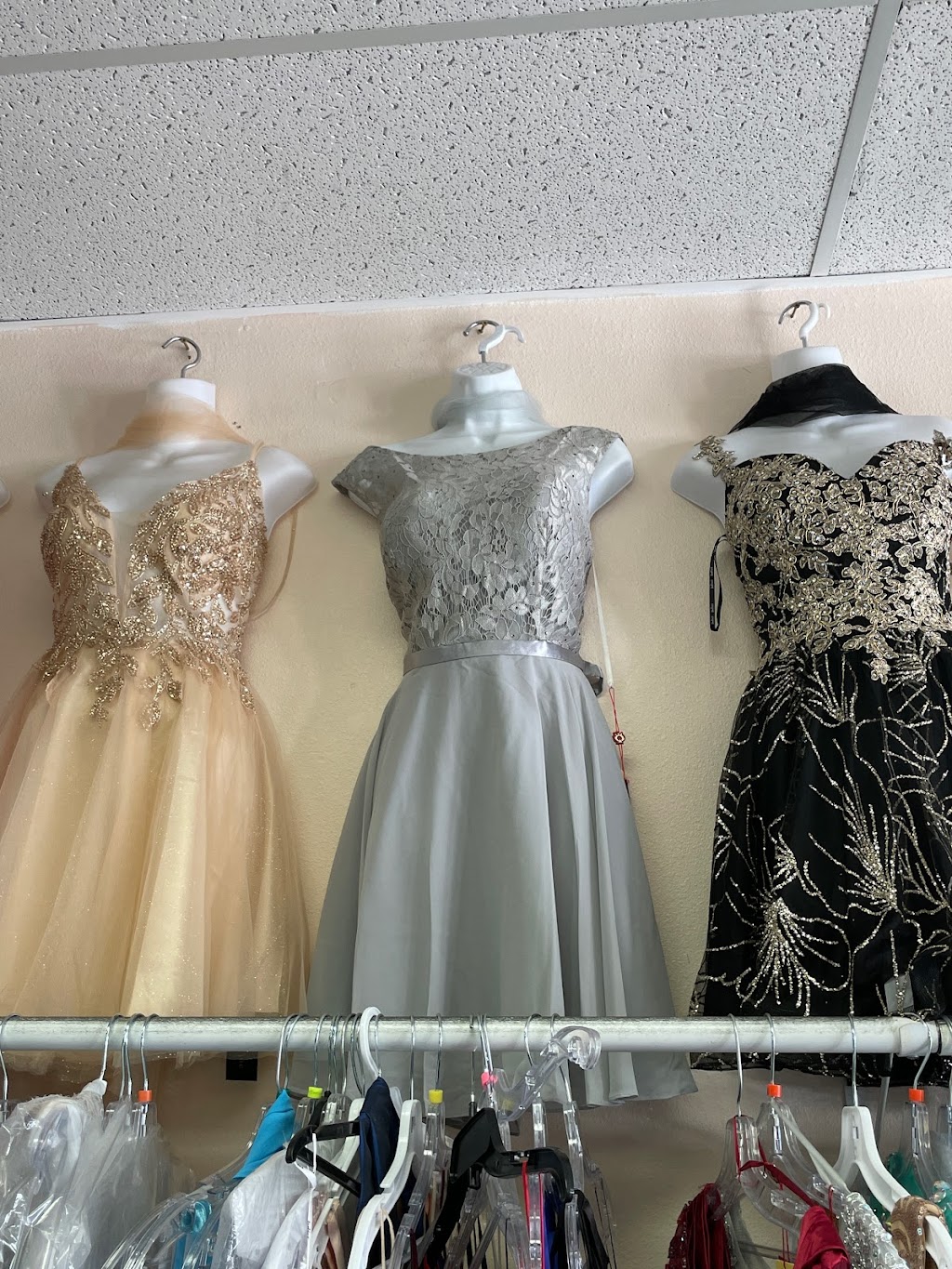 Dreams Bridal & Tuxedo | 15024 Bear Valley Rd A, Victorville, CA 92395, USA | Phone: (760) 962-9777