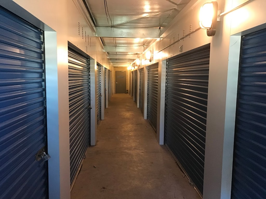 Highway 41 Self Storage | 300 Old Skokie Rd, Park City, IL 60085, USA | Phone: (847) 662-4866