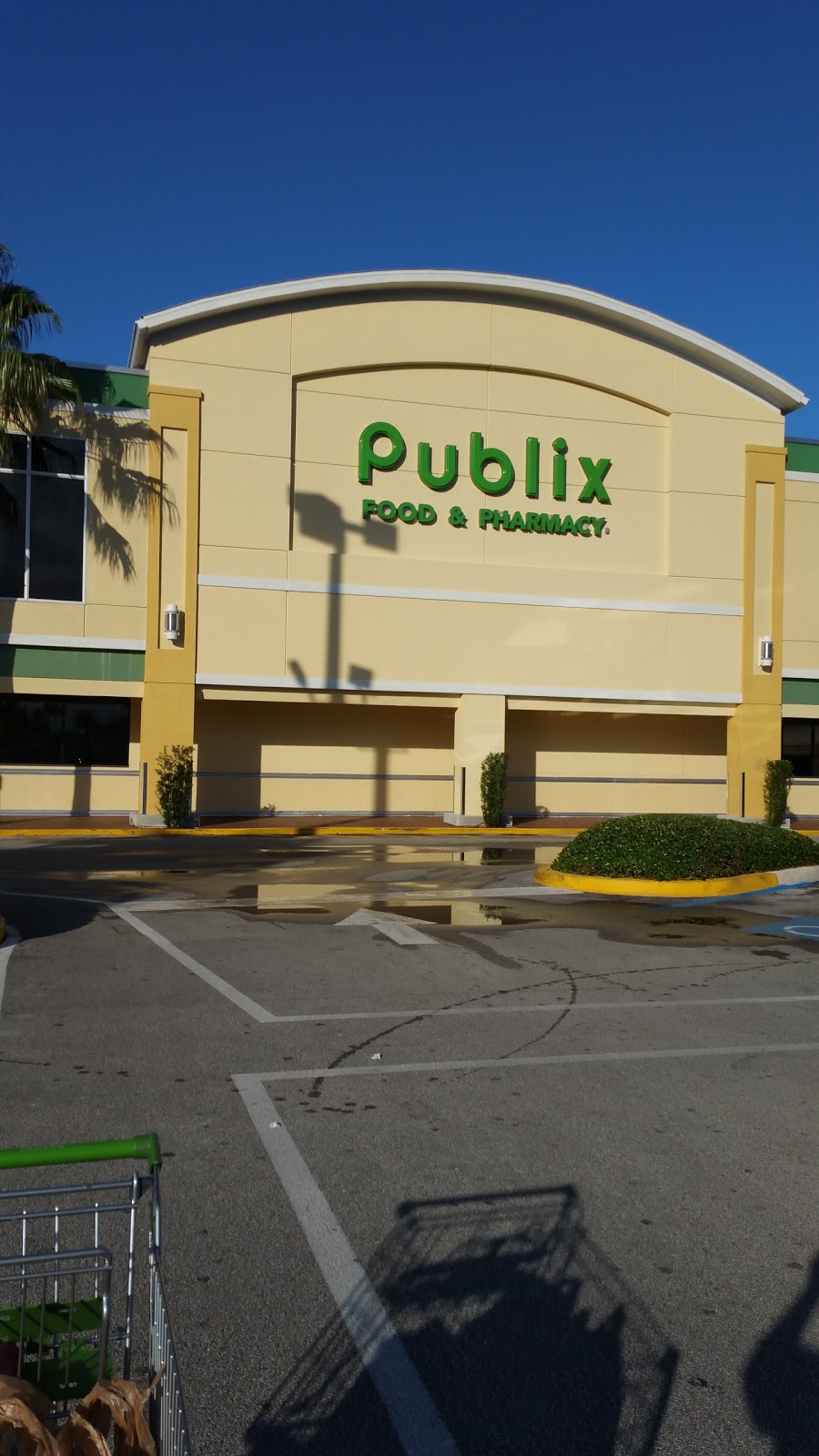 Publix Super Market at Midway Plaza | 5881 N University Dr, Tamarac, FL 33321, USA | Phone: (954) 721-7800
