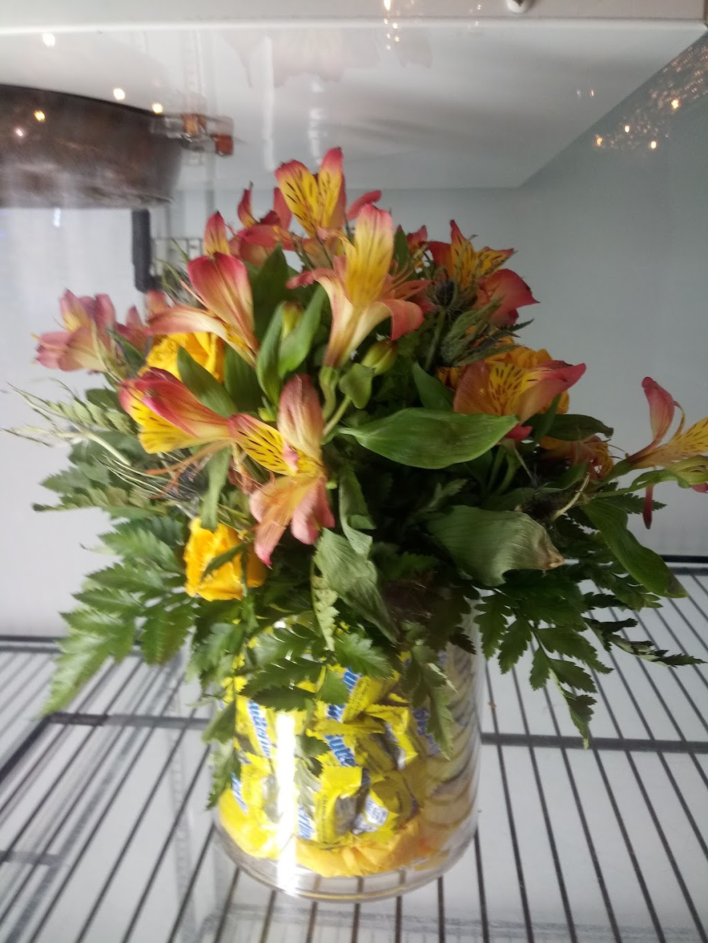 Abell Flower Shop | 1515 Ave D, Abernathy, TX 79311, USA | Phone: (806) 298-4567