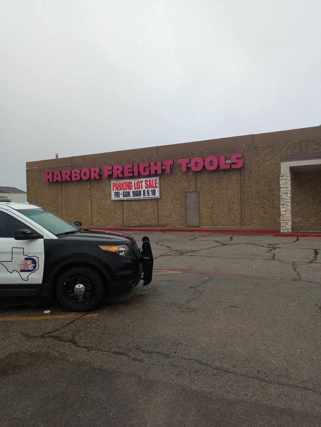 Harbor Freight Tools | 303 W Camp Wisdom Rd, Duncanville, TX 75116, USA | Phone: (972) 296-1932