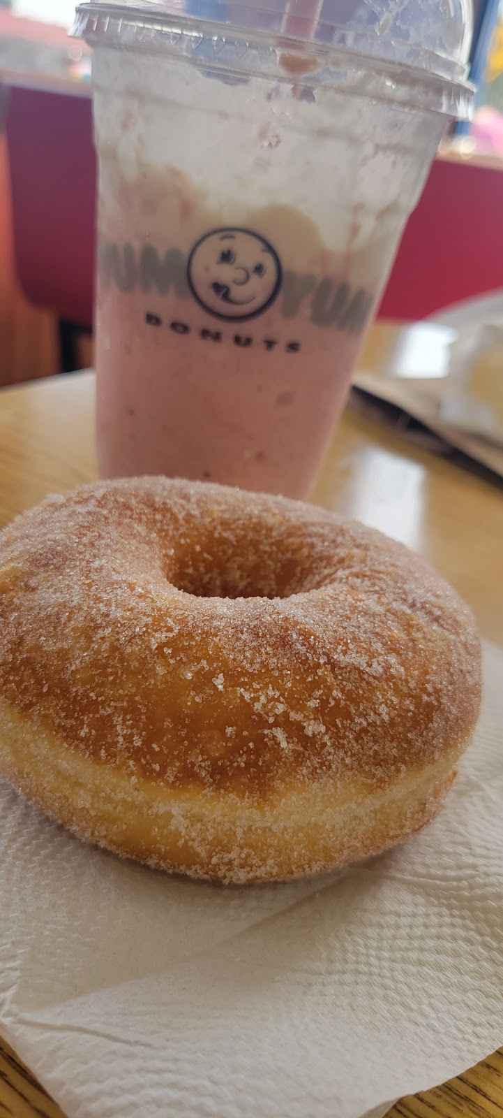 Yum Yum Donuts | 3103 N San Fernando Rd, Los Angeles, CA 90065, USA | Phone: (323) 256-9412