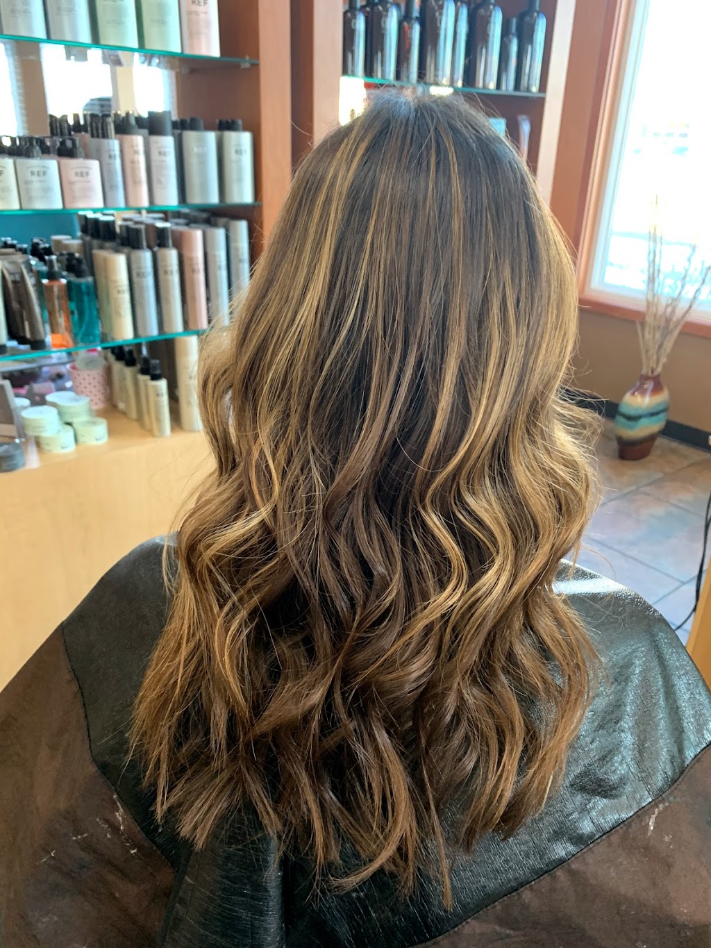 Hairadise Salon | 1109 W Main St, Sun Prairie, WI 53590, USA | Phone: (608) 837-0133