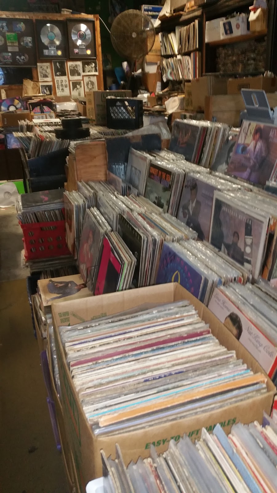 DJs Record Shop | 2999 Edison Ave, Jacksonville, FL 32254, USA | Phone: (904) 388-6426