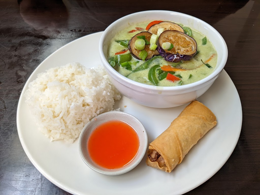 Yum Thai | 6420 E State Blvd, Fort Wayne, IN 46815, USA | Phone: (260) 748-0168