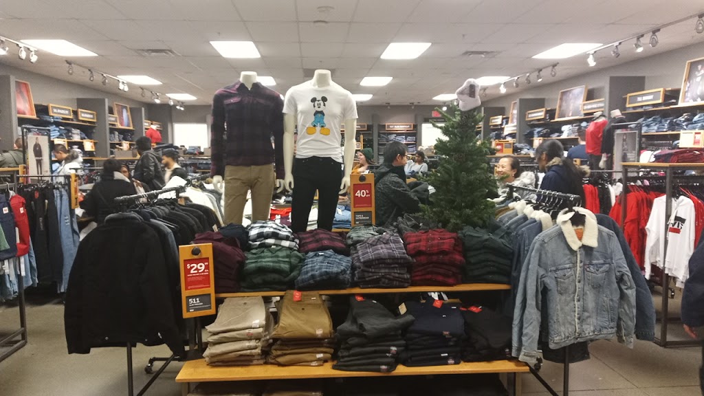 Levi’s Outlet Store | 211 Premium Outlets Dr, Monroe, OH 45050, USA | Phone: (513) 539-7822