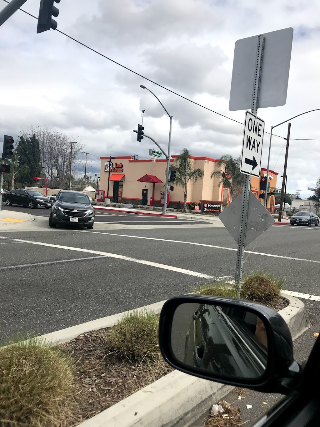 Little Caesars Pizza | 9209 Telegraph Rd, Pico Rivera, CA 90660 | Phone: (562) 319-7721