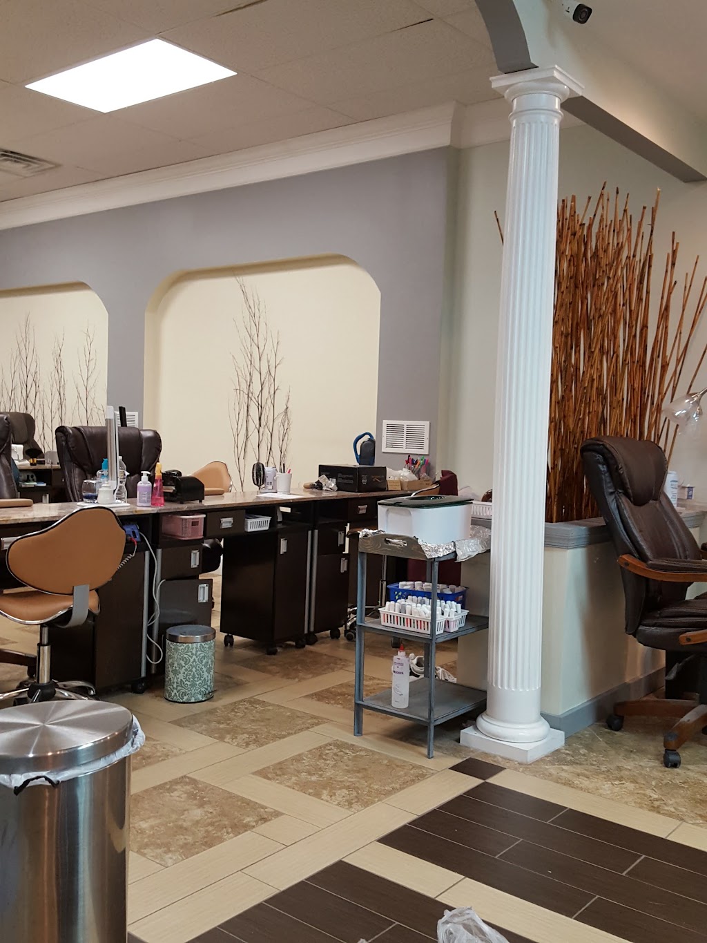 Luxury nails Spa | 109 Volvo Pkwy #10, Chesapeake, VA 23320, USA | Phone: (757) 548-8840