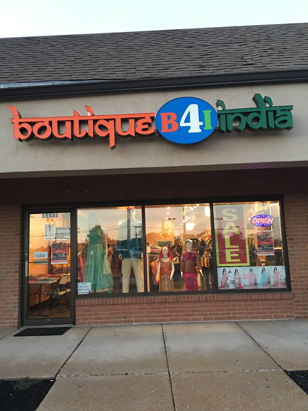 Boutique4India | 15531 Manchester Rd, Ellisville, MO 63011 | Phone: (636) 220-9012