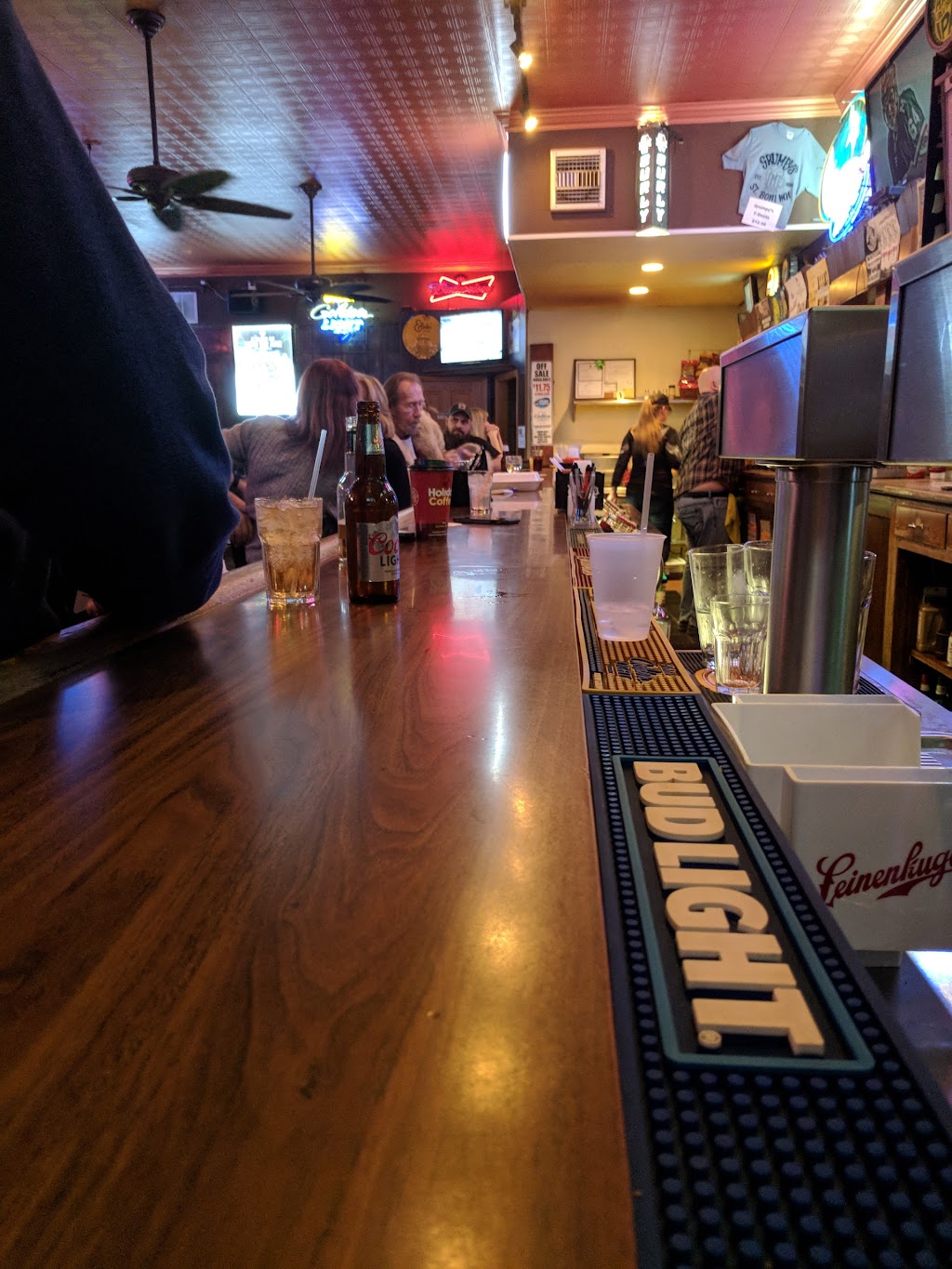 Grumpys on Main | 4113 Main St, St Bonifacius, MN 55375, USA | Phone: (952) 446-1478