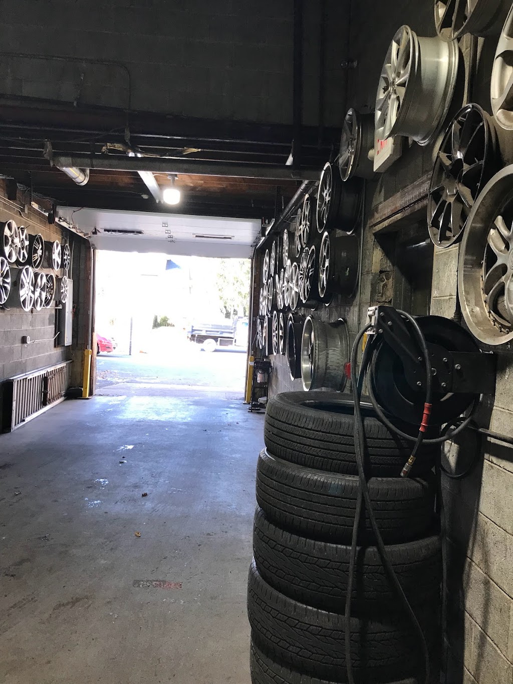 A&J Tire Shop | 544 Hamilton St, Somerset, NJ 08873, USA | Phone: (732) 354-0374