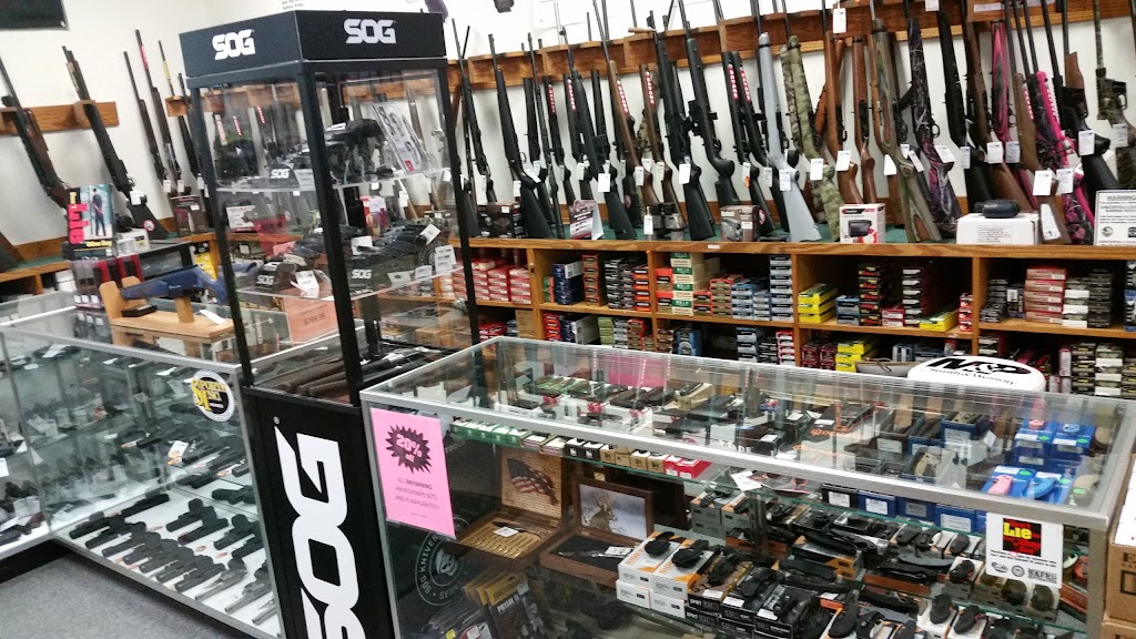 Town Gun Shop of Richmond | 3541 Courthouse Rd, Richmond, VA 23236, USA | Phone: (804) 745-6433