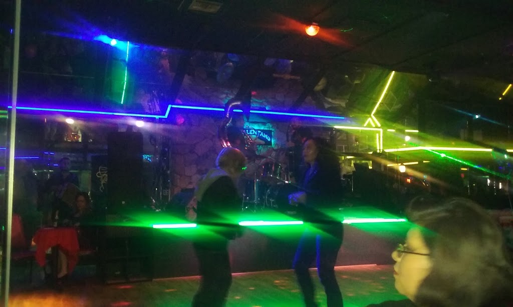 El Calentano | 10390 Arlington Ave, Riverside, CA 92505, USA | Phone: (951) 688-0130