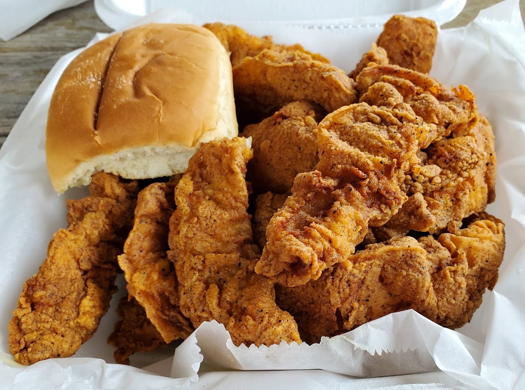 Gropps Fish Shack | 7440 IN-3, South Milford, IN 46786, USA | Phone: (260) 350-4115