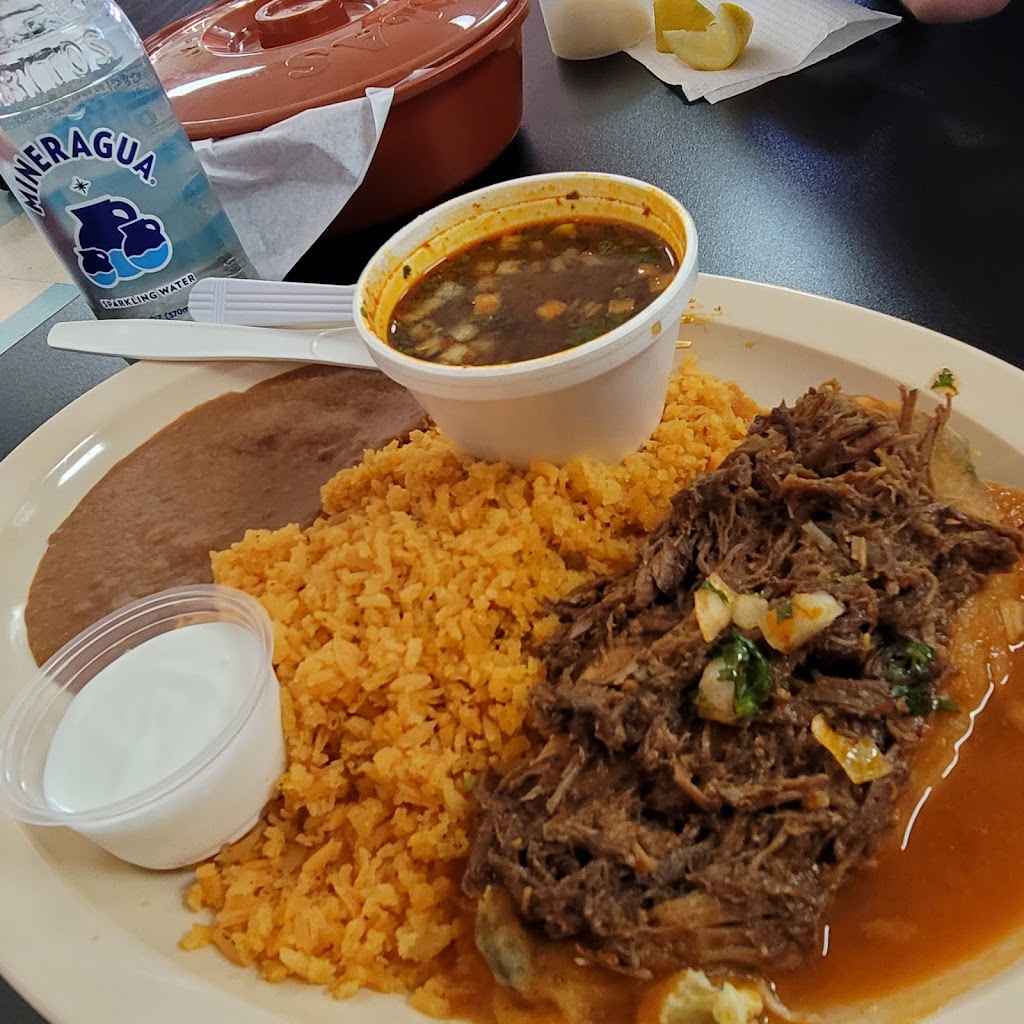 Birria Y Pollos El Guero | 1392 W Olive Ave, Porterville, CA 93257, USA | Phone: (559) 854-7086
