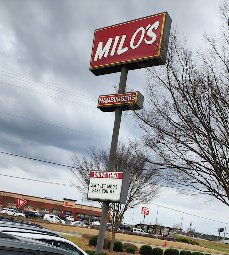 Milos Hamburgers | 1 Limestone Pkwy, Calera, AL 35040, USA | Phone: (205) 668-7748