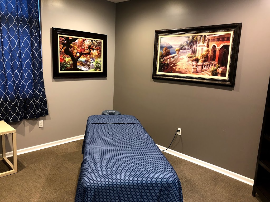 Our Family Massage | 1332 NE Windsor Dr, Lees Summit, MO 64086 | Phone: (816) 272-3559