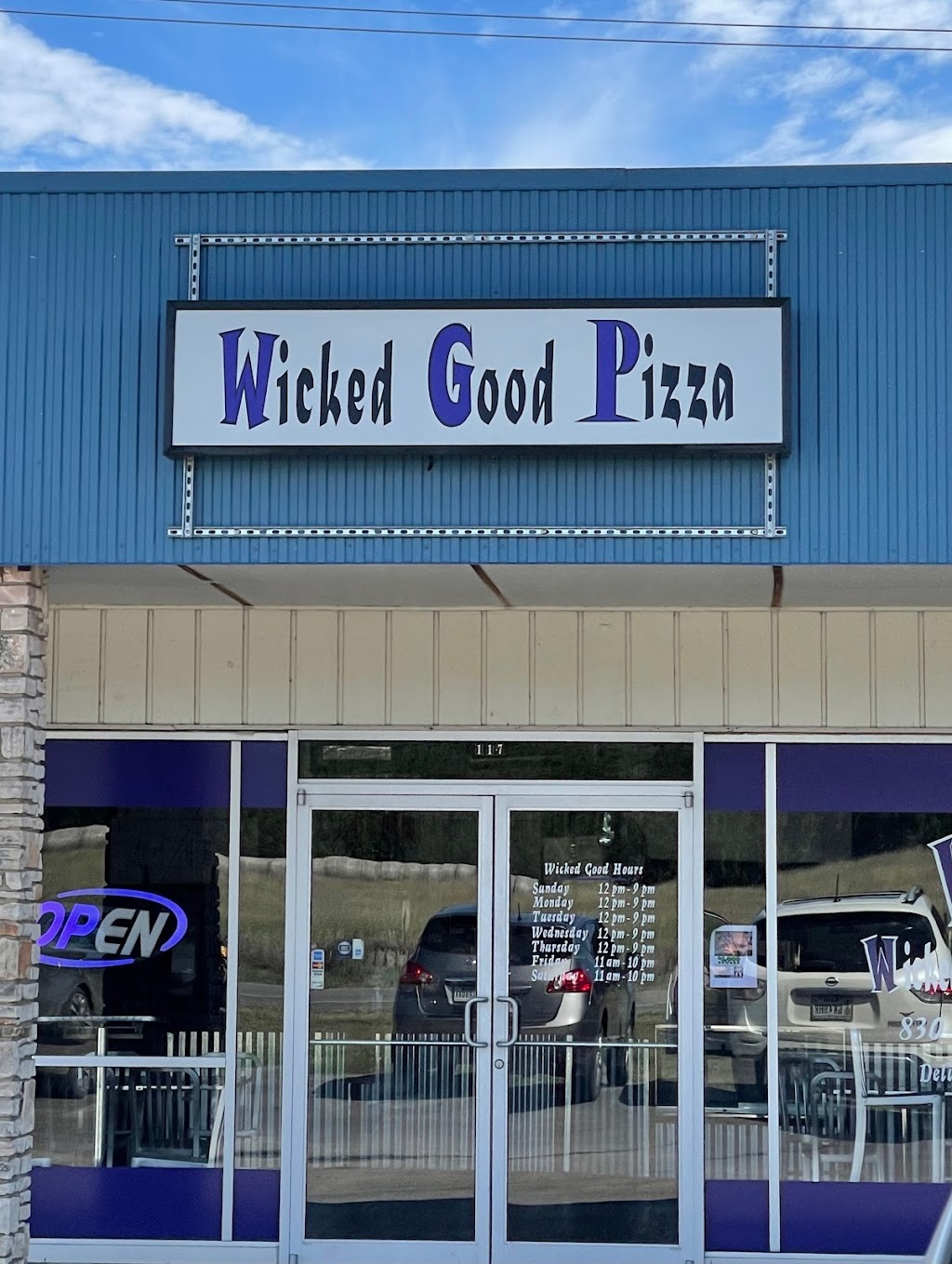 Wicked Good Pizza In Sattler | 1175 FM2673 Suite 117, Canyon Lake, TX 78133, USA | Phone: (830) 964-3695