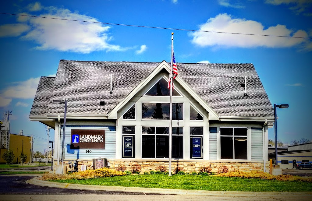 Landmark Credit Union | 140 McCrae Rd, Fall River, WI 53932 | Phone: (920) 887-7783