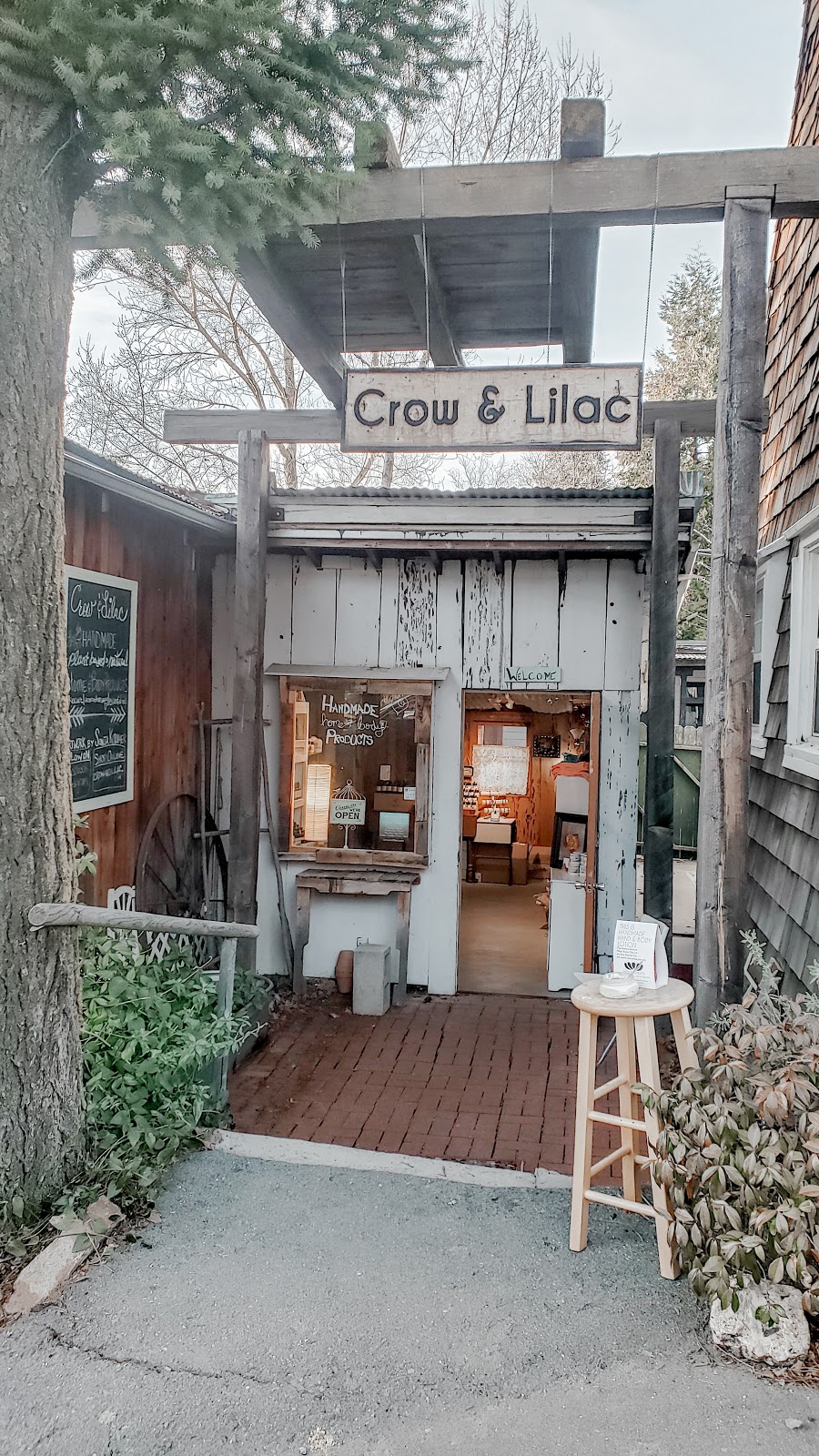 Crow and Lilac Gallery and Boutique | 2608 B St, Julian, CA 92036, USA | Phone: (518) 588-8765