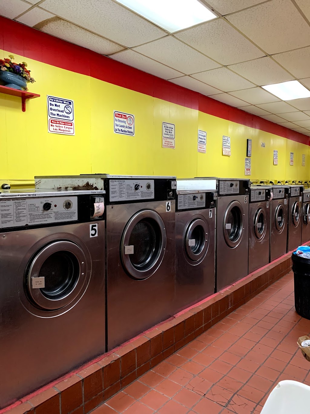 Laundromat | 55 N Myrtle Ave, Spring Valley, NY 10977, USA | Phone: (347) 530-4388