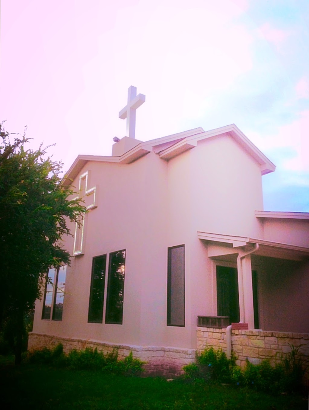 White Stone Church - church  | Photo 7 of 10 | Address: 4101 Ranch Rd 620 N, Austin, TX 78734, USA | Phone: (512) 906-1042