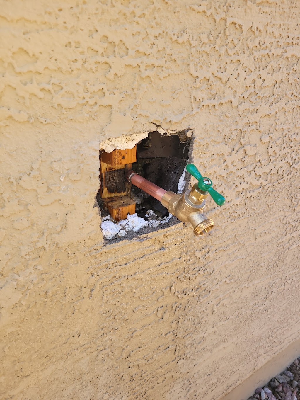 AZ Emergency Plumbing LLC | 1018 W Witt Ave, San Tan Valley, AZ 85140, USA | Phone: (480) 547-9517